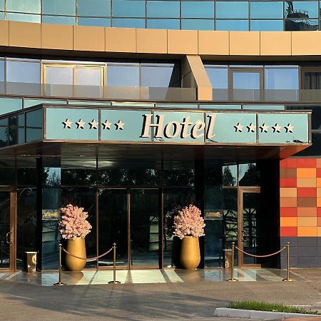Hotel Misto Spa & Fitness Kharkiv Exterior photo