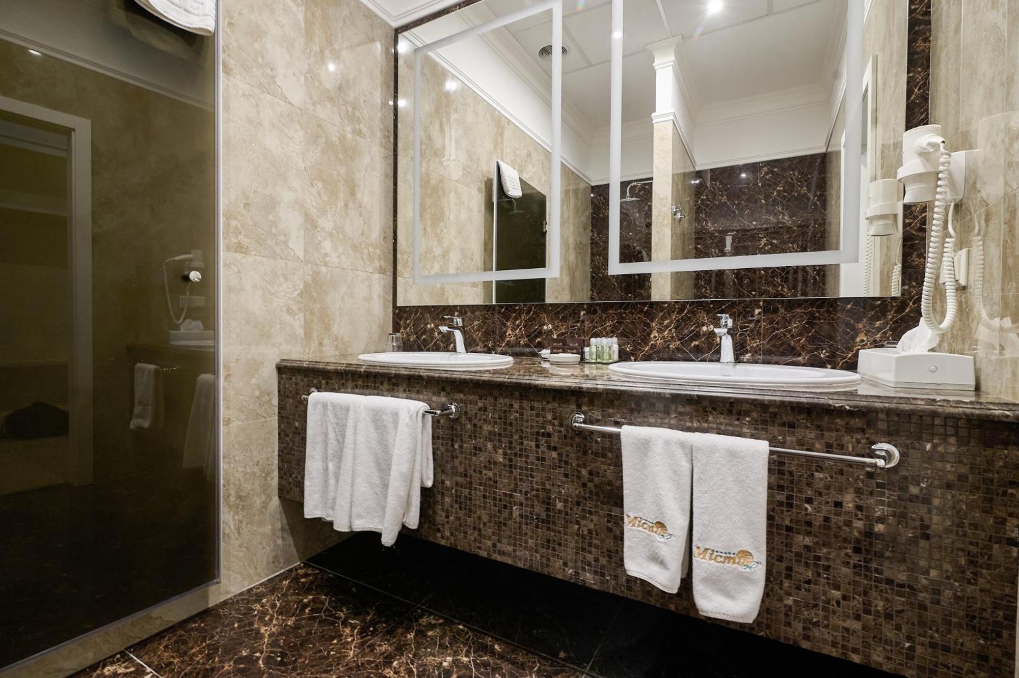 Hotel Misto Spa & Fitness Kharkiv Exterior photo